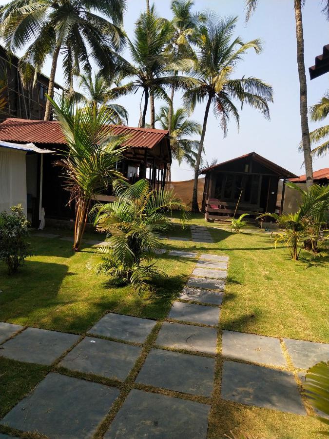 Papillon Beach Huts Hotel Palolem Bagian luar foto