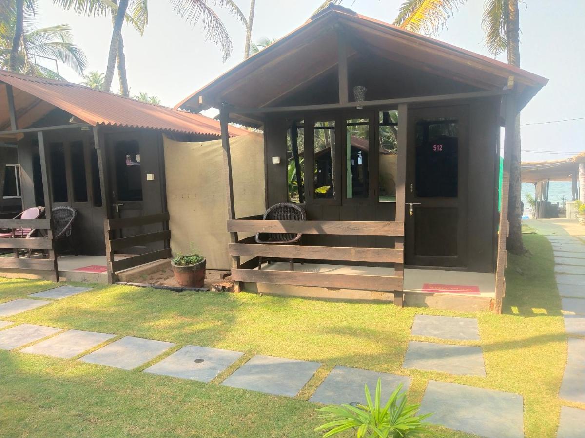 Papillon Beach Huts Hotel Palolem Bagian luar foto